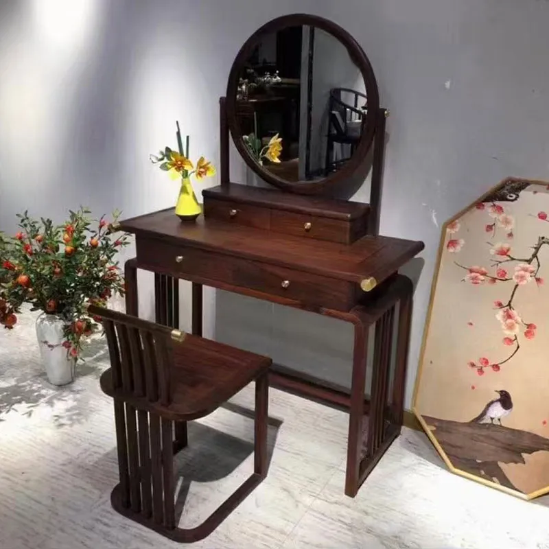 Bahan apa sing apik kanggo perabotan mahogany?