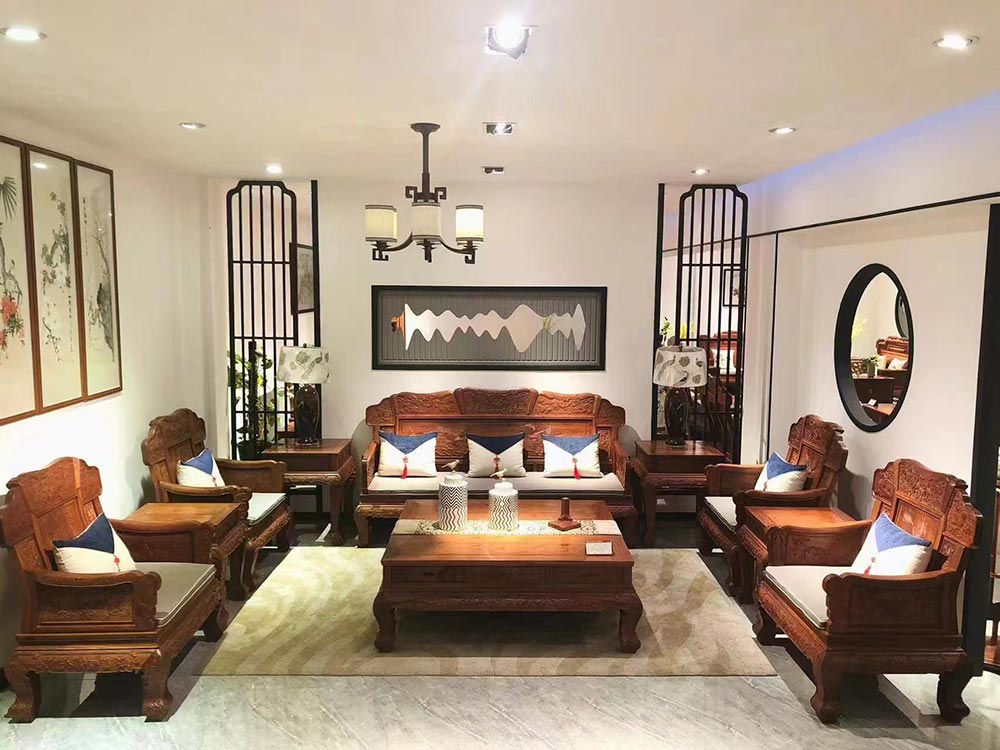Apa kaluwihan sofa pojok gaya Cina anyar dibandhingake karo sofas biasa?